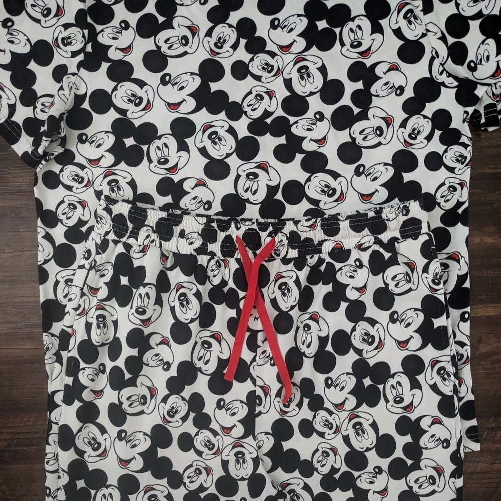 Disney Mickey Mouse 2-Piece Pajama Set